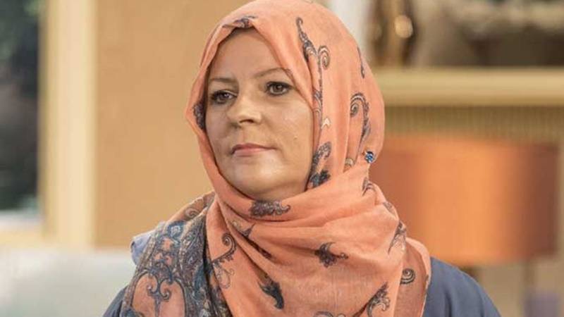 Dulunya Adik Perdana Menteri Inggris Ini Membenci Islam, Kini Mualaf 2 Lampiran Gambar