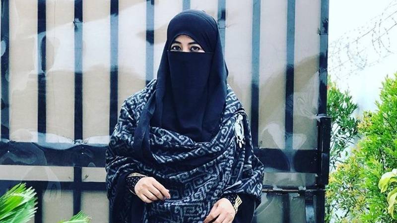 Ini Tujuan Umi Pipik Temukan Anak dari Istri Siri Uje 2 Lampiran Gambar