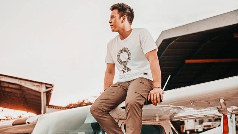 Cekricek.id: Ariel Noah sebut terbawa perasaan ketika melakukan projek kerjasama dengan Bunga Citra Lestari.