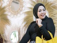 Cekricek.id: Penampilan terbaru Elly Sugigi disebut warganet begitu mirip dengan Siti Nurhaliza. Benini kata artis lainnya