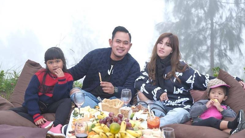 Ini Profil Crazy Rich Malang, Gilang Widya Pramana 7 Lampiran Gambar