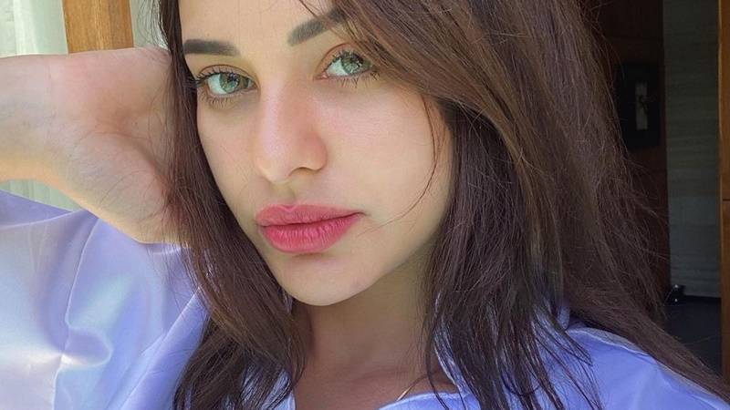 Cekricek.id: Permohonan kasasi suami ditolak, Nora Alexandra tak sabar ingin segera bersama, ungkap jika dirinya merasa malu dan deg-degan