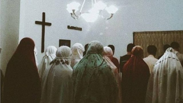 Cekricek.id: Ternyata ini alasan mengapa umat muslim di Tennessee memilih lakukan ibadah di salah satu gereja.
