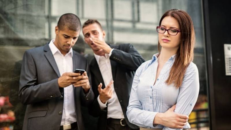 Waspada, Ini 5 Ciri Teman Palsu 8 Lampiran Gambar