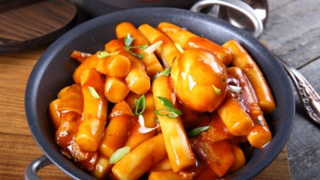Tteokbokki - Makanan Korea populer di Indonesia