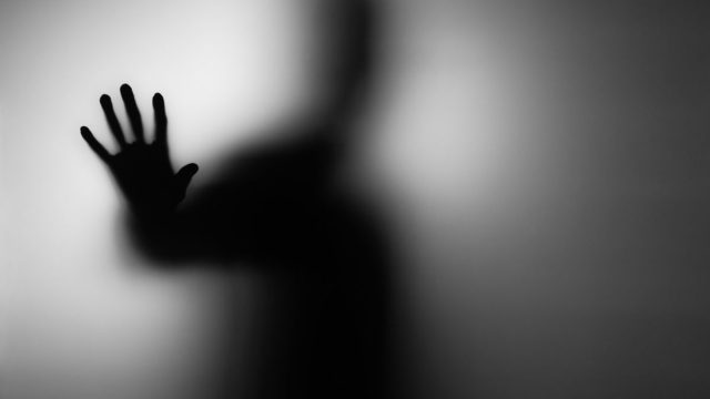 Cekricek.id - Suami bunuh istri karena mengira Hantu