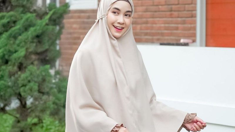 Anisa Rahma - Artis berhijab