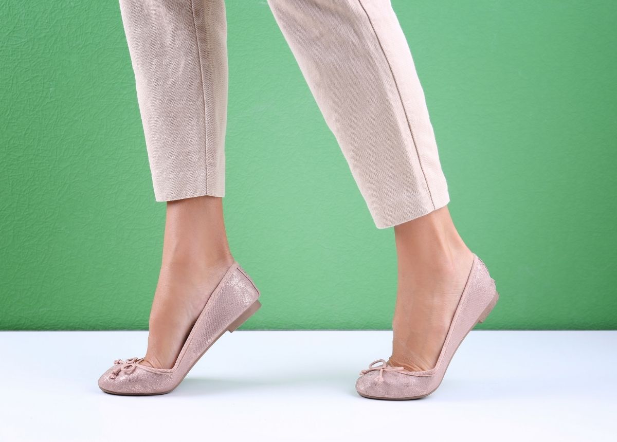 dampak buruk menggunakan Flat Shoes