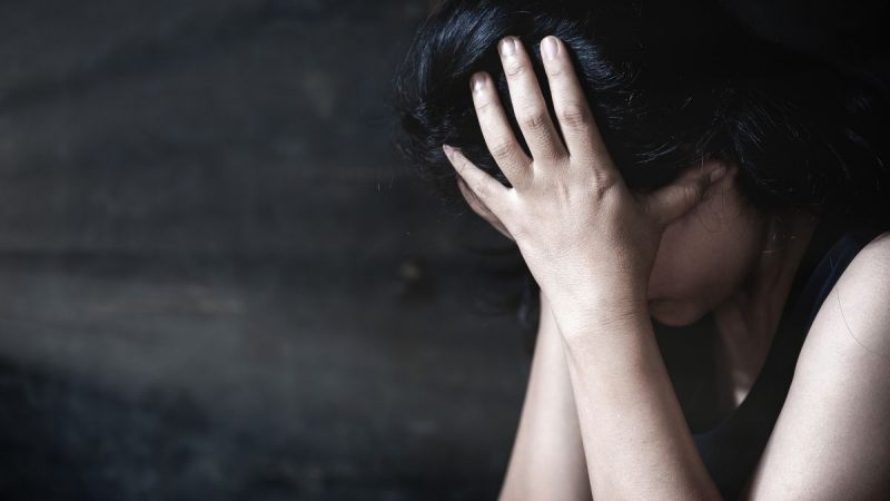 Seorang gadis di Pamulang disekap dan dicabuli oleh seorang pedagang kelontong.