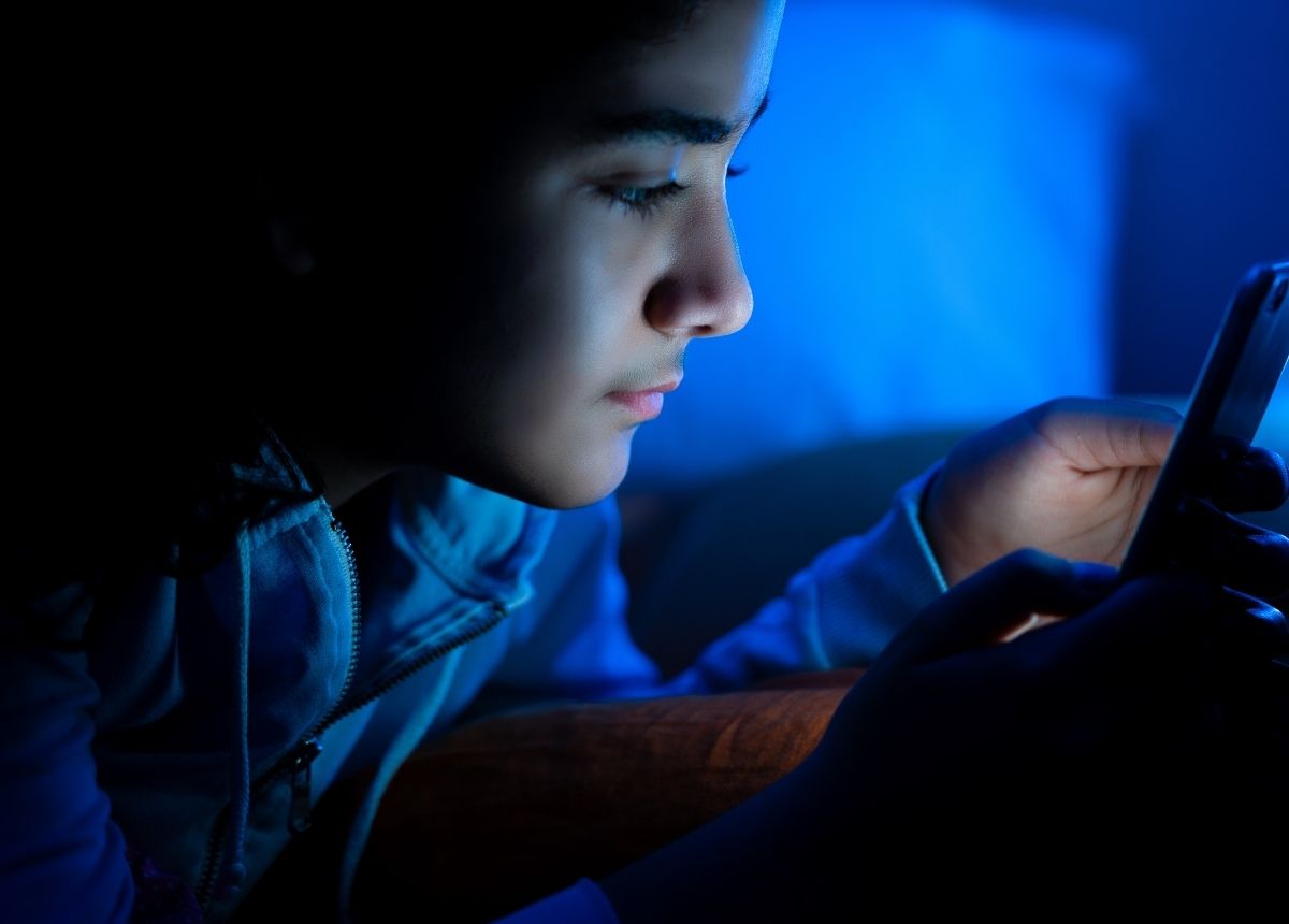 Berita terbaru hari ini: Dampak Membuka HP saat bangun tidur