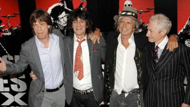 Berita artis, selebriti, dan gosip terbaru hari ini: 10 musisi dunia ini tercatat memiliki bayaran termahal, salah satunya adalah Kanye West.