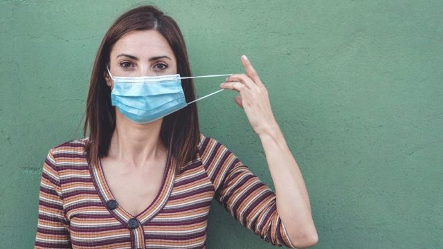 Berita terbaru hari ini: cara mengatasi bau mulut saat memakai masker