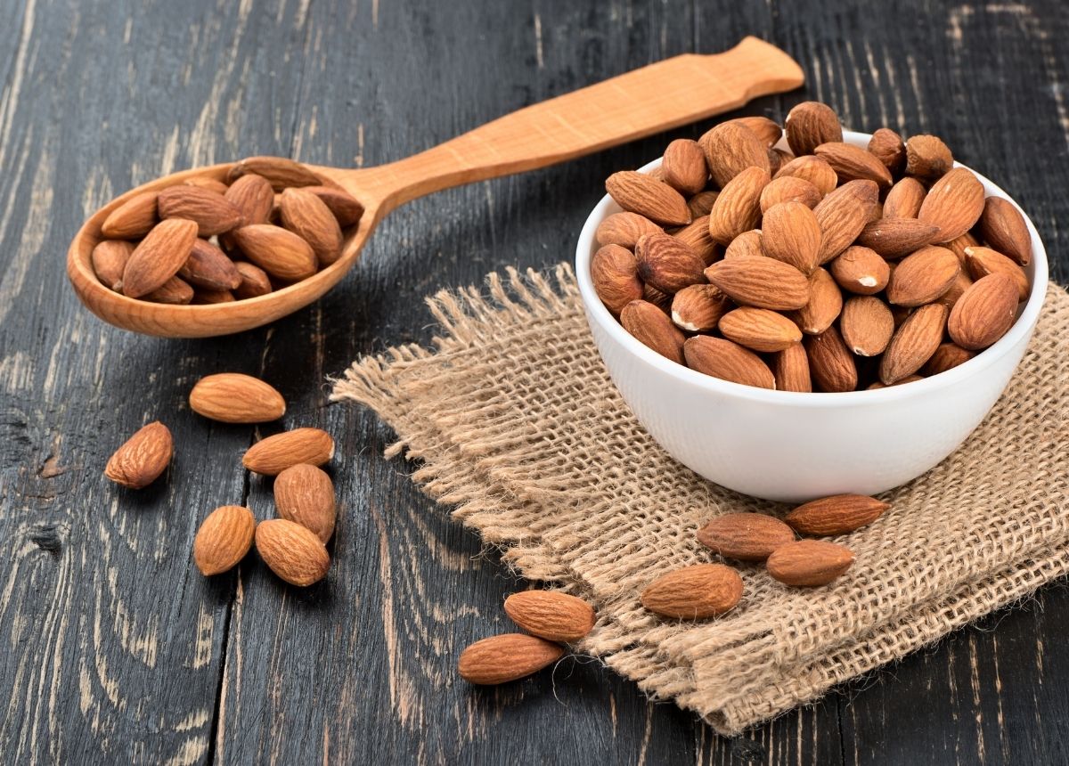Berita terbaru hari ini: Cara Meredakan Batuk dengan Bahan Alami, Jeruk Nipis Hingga Kacang Almond