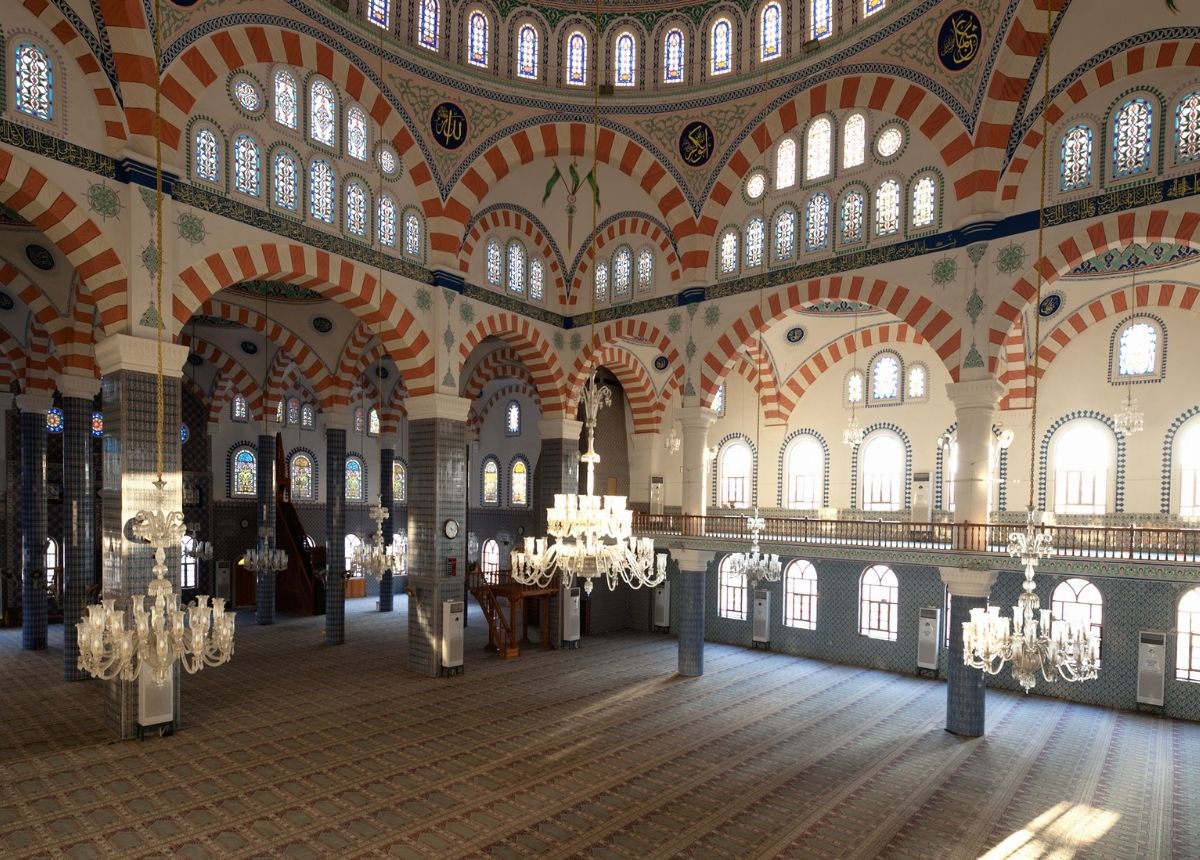 Tobat Sebelum Terlambat, 5 Tanda Kiamat Ini Sudah Terjadi 7 Masjid besar