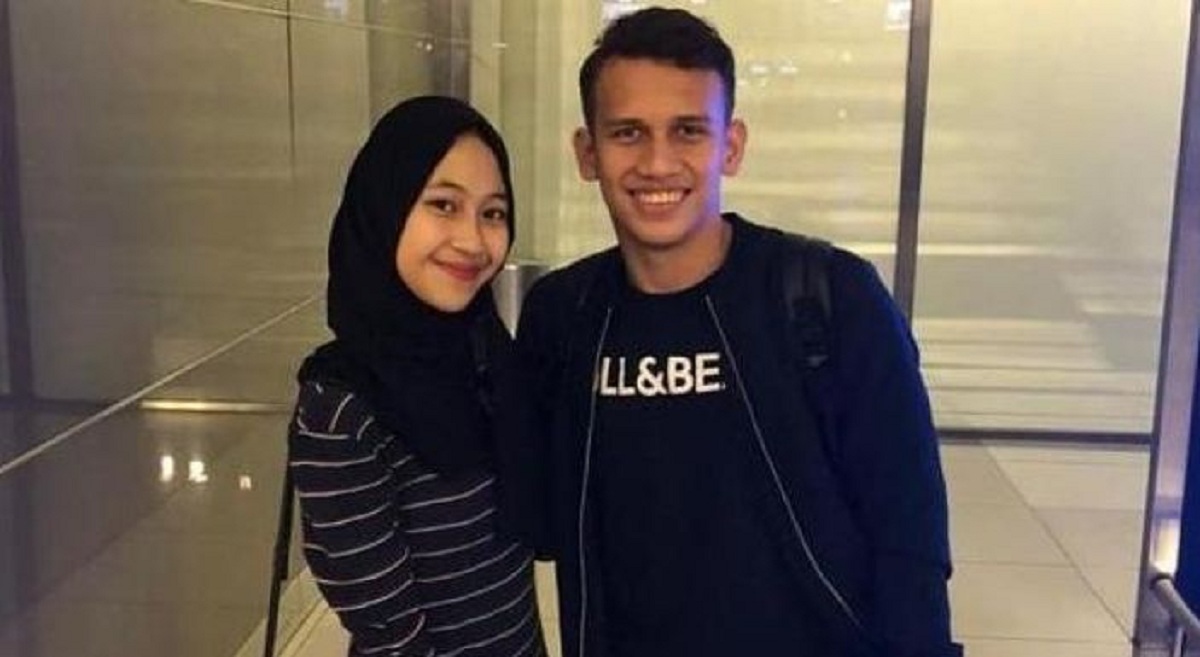 Berita artis, selebriti, dan gosip terbaru hari ini: Egy Maulana Vikri dikabarkan melamar kekasihnya Adiba Khanza yang merupakan anak dari Umi Pipik