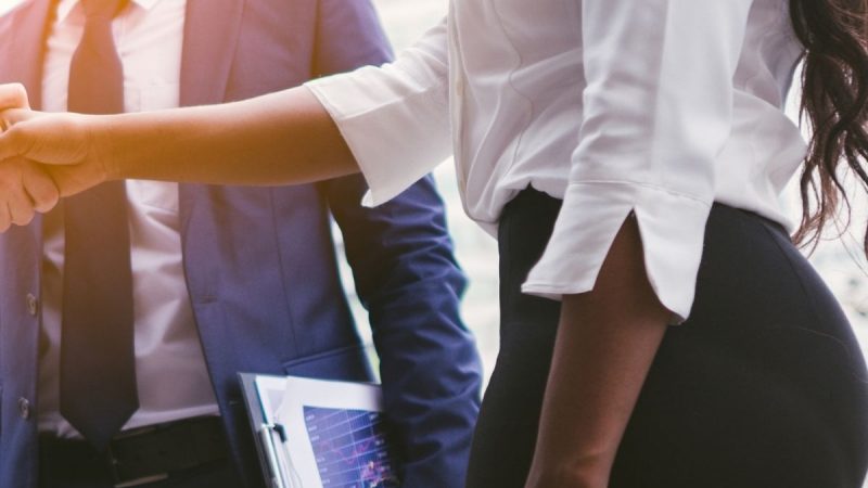 Pebisnis harus mengantisipasi setiap risiko dengan tidak melakukan kesalahan-kesalahan yang membuat merugi. Tapi, enam kesalahan ini akan membuat bisnis kamu rugi. Maka hindarilah. 