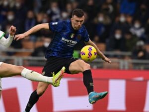 Berita bola: Inter Milan dipermalukan tim kuda hitam Serie A Sassuolo di Giuseppe Meazza, Senin (21/2) dini hari WIB tadi. I Nerazzurri dipaksa menyerah 2-0 di depan penggemarnya sendiri oleh I Neroverdi.