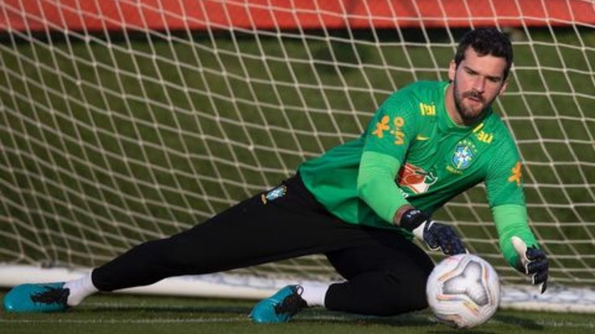 Kiper Liverpool Hampir Bergabung dengan Inter Milan