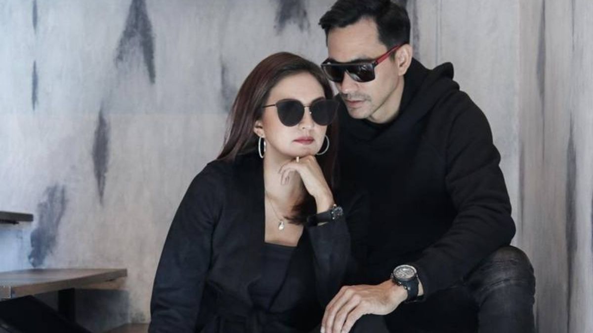 Gak Cuma Jennifer Jill, Ini 5 Artis yang Menikah dengan Brondong, No. 5 Akhirnya Kandas 8 Lampiran Gambar