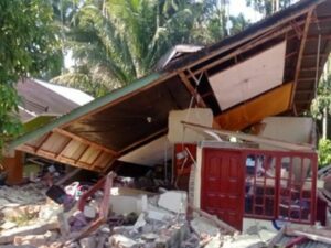 Berita terbaru: Gempa berkekuatan 6.2 Magnitudo mengguncang Kabupaten Pasaman Barat Provinsi Sumbar, Jumat (25/2/2022) pukul 08.39 WIB.