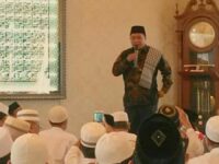 Berita terbaru: Ustaz Yahya Waloni akui pindah agama ke Islam dari Kristen atas kemauan sendiri tanpa adanya paksaan.