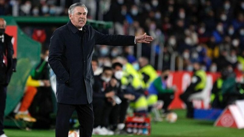 Pemain Madrid Marah Ancelotti Mainkan Skema Bertahan Lawan PSG