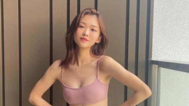 Berita terbaru: Wow, Selebgram Cantik Irene Zhao Raup Rp 80 Miliar Hasil Jual Foto Selfie NFT