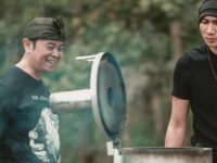 Berita terbaru : Dicky Zainal meninggal dunia, sejumlah selebriti ucapkan rasa duka cita, termasuk Anji Manji.