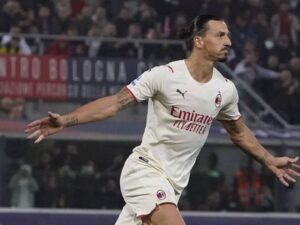 Berita Bola: Pemain gaek Zlatan Ibrahimovic menyatakan belum akan pensiun sebelum membawa AC Milan juara Liga Italia Serie A