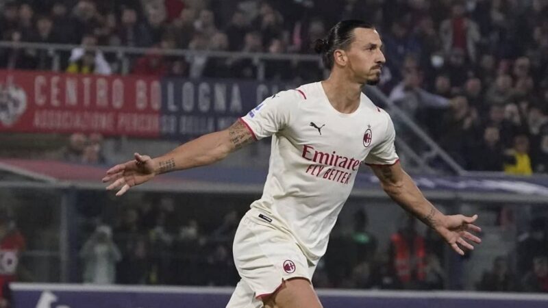 Berita Bola: Pemain gaek Zlatan Ibrahimovic menyatakan belum akan pensiun sebelum membawa AC Milan juara Liga Italia Serie A