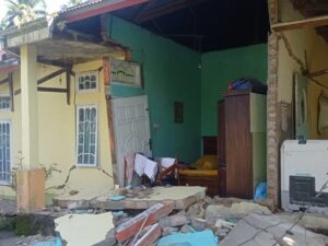 nyebabkan 7 orang meninggal dunia dan puluhan lainnya alami luka