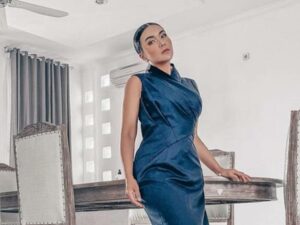 Berita artis, selebriti, dan gosip terbaru hari ini: Masa sulit Denada, sisa saldo rekening hanya Rp 200.000 saat anaknya butuh biaya berobat.