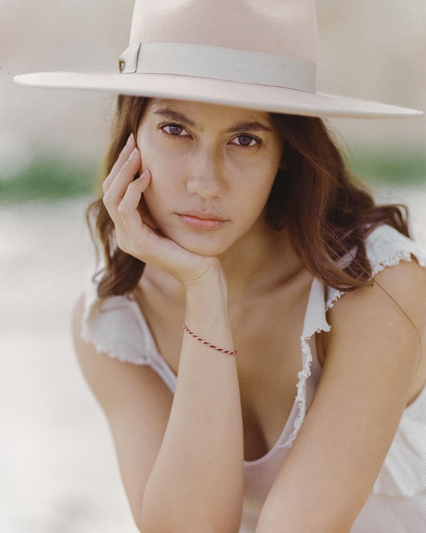 Pevita Pearce Cantiknya Dinilai Kelewatan 7 Lampiran Gambar