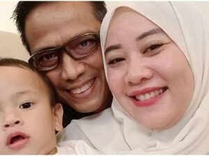 Berita artis: Puput, ibu tiri dari mendiang Vanessa Angel ini menggugat cerai Doddy Sudrajat ke Pengadilan Agama Jakarta Pusat.