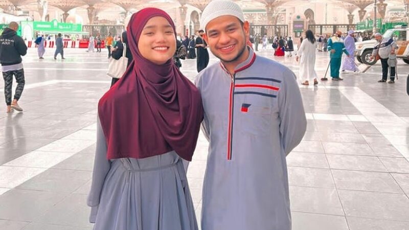 Berita artis: Fadil Jaidi membagikan foto dirinya dengan Fuji. Ia memberikan julukan dirinya dan Fuji dengan singkatan kata FaFu.