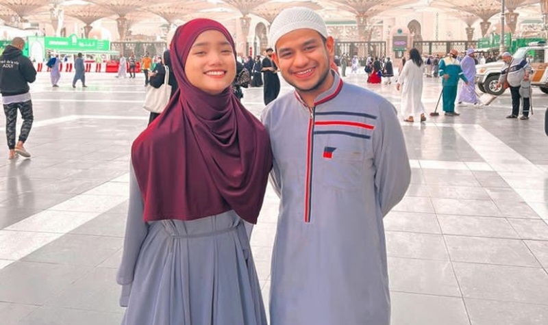 Berita artis: Fadil Jaidi membagikan foto dirinya dengan Fuji. Ia memberikan julukan dirinya dan Fuji dengan singkatan kata FaFu.