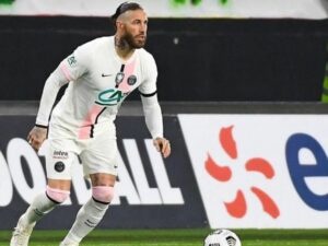 Berita bola: Bek senior asal Spanyol, Sergio Ramos, tak sabar lagi merumput membela Paris Saint Germain. Ramos jarang tampil musim ini sejak bergabung dengan PSG karena kerap cedera.