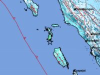 Berita Terbaru: Gempa dengan kekuatan 6,9 mengguncang Pulau Nias Sumatra Utara (Sumut), guncangan gempa juga terasa kuat di Sumatra Barat (Sumbar)