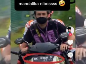 Berita Terbaru: Video seorang pembalab Moto GP dunia Marq Marquez dibonceng dengan motor merk Vario yang sudah mati pajak sejak tahun 2021.