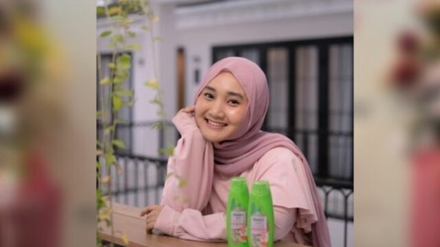 Berita artis: Kebiasaan unik Fatin Shidqia Lubis saat manggung, tidak bisa bertemu orang sebelum ke atas panggung dan lupa lirik.
