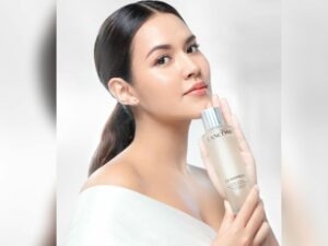 Berita artis: Wajah glowing Raisa Andriana banjir pujian netizen, dinilai bening seperti ubin baru saking licinnya tanpa noda