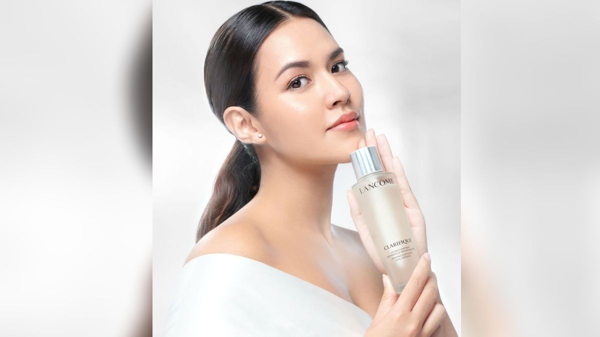 Berita artis: Wajah glowing Raisa Andriana banjir pujian netizen, dinilai bening seperti ubin baru saking licinnya tanpa noda