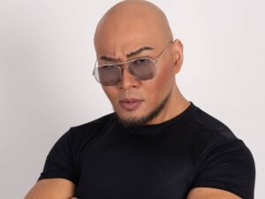 Berita artis: Deddy Corbuzier mendadak marah-marah di akun Tiktoknya yang mengatakan butuh uang Rp 1 Trilliun untuk besarkan nama close the door.