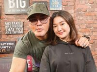 Berita artis: Mengenai Chandrika Chika yang telah terima surat panggilan kepolisian, Deddy Corbuzier sebut tidak tahu apapun.