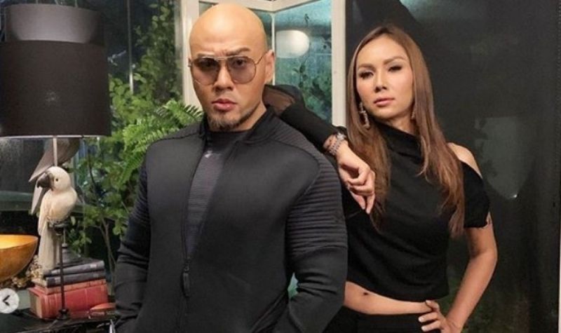 Tak Banyak yang Tahu, Inilah 4 Mantan Pacar Deddy Corbuzier, Ada Agnez Mo 5 Lampiran Gambar