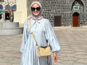 Berita artis: Masya allah, ternyata artis cantik Ririn Ekawati selalu rutin lakukan iktikaf setiap bulan Ramadan.