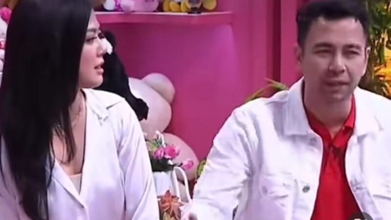 Berita artis: Raffi Ahmad merasa kegirangan saat Nita Gunawan yang diduga jadi selingkuhannya mengakui tidak memiliki pacar.