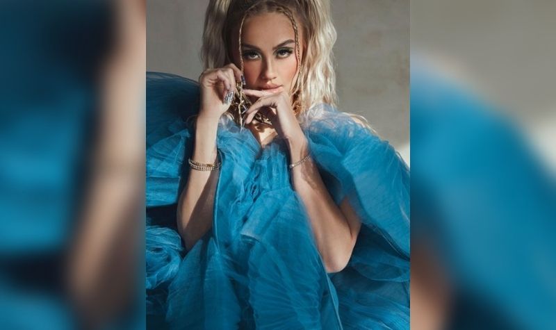 Yuk Intip Foto Cantik Agnez Mo Foto Dalam Sebuah Majalah di Amerika 4 Lampiran Gambar