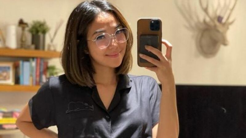 Berita artis: Tampil dengan potongan rambut baru, Gisella Anastasia disebut netizen mirip gadis belia berusia 17 tahun.