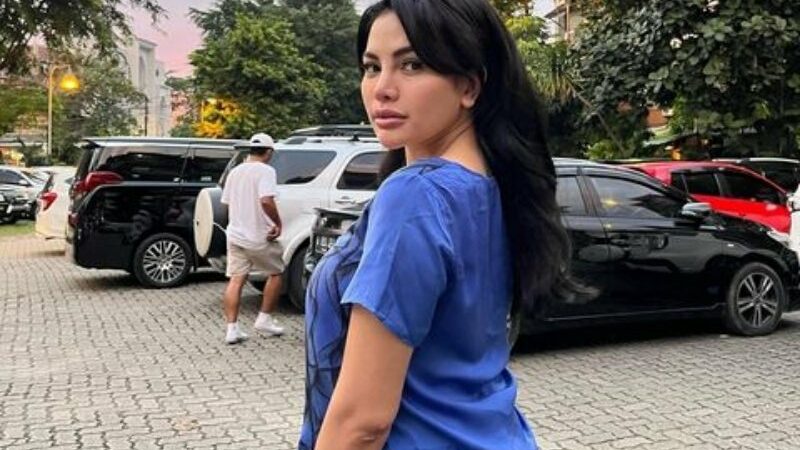 Nikita Mirzani beri bantahan dan penjelasan pengakuan salah seorang polisi di youtube Deddy Corbuzier, sebut siap beri bukti.